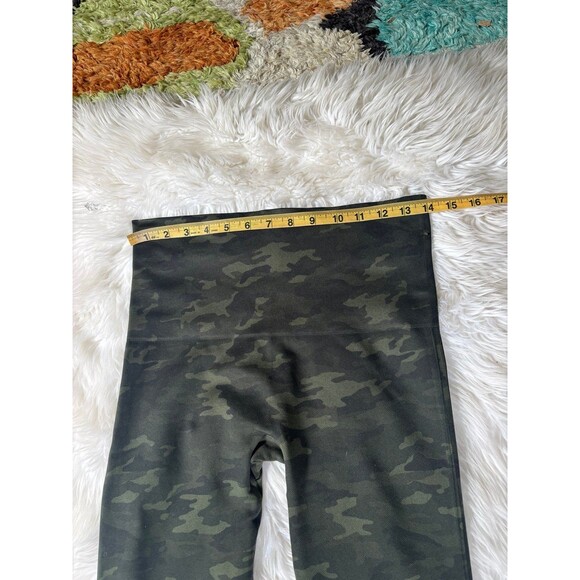 Spanx camo leggings - Picture 8 of 11